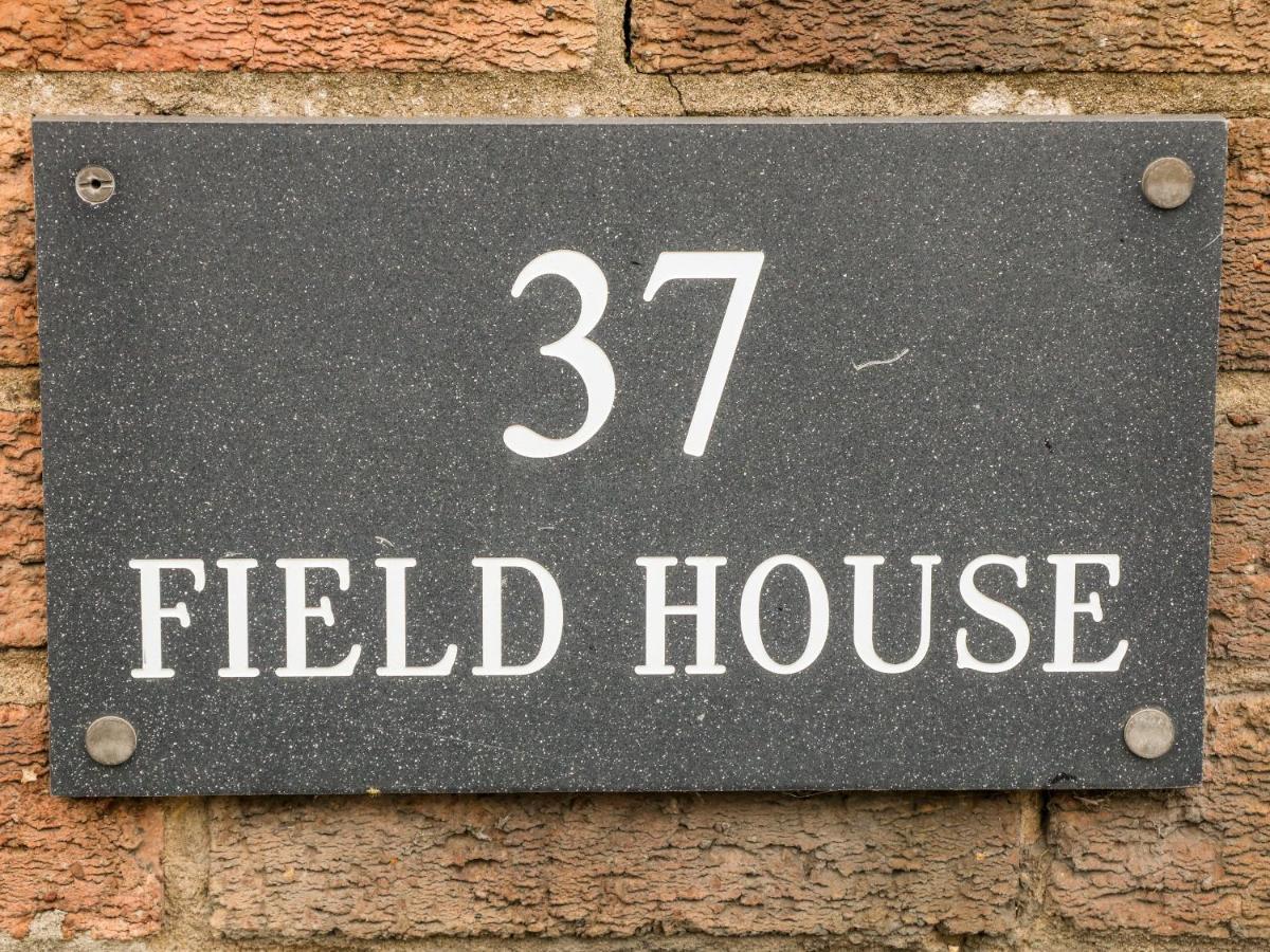 Willa Field House Alfreton Zewnętrze zdjęcie