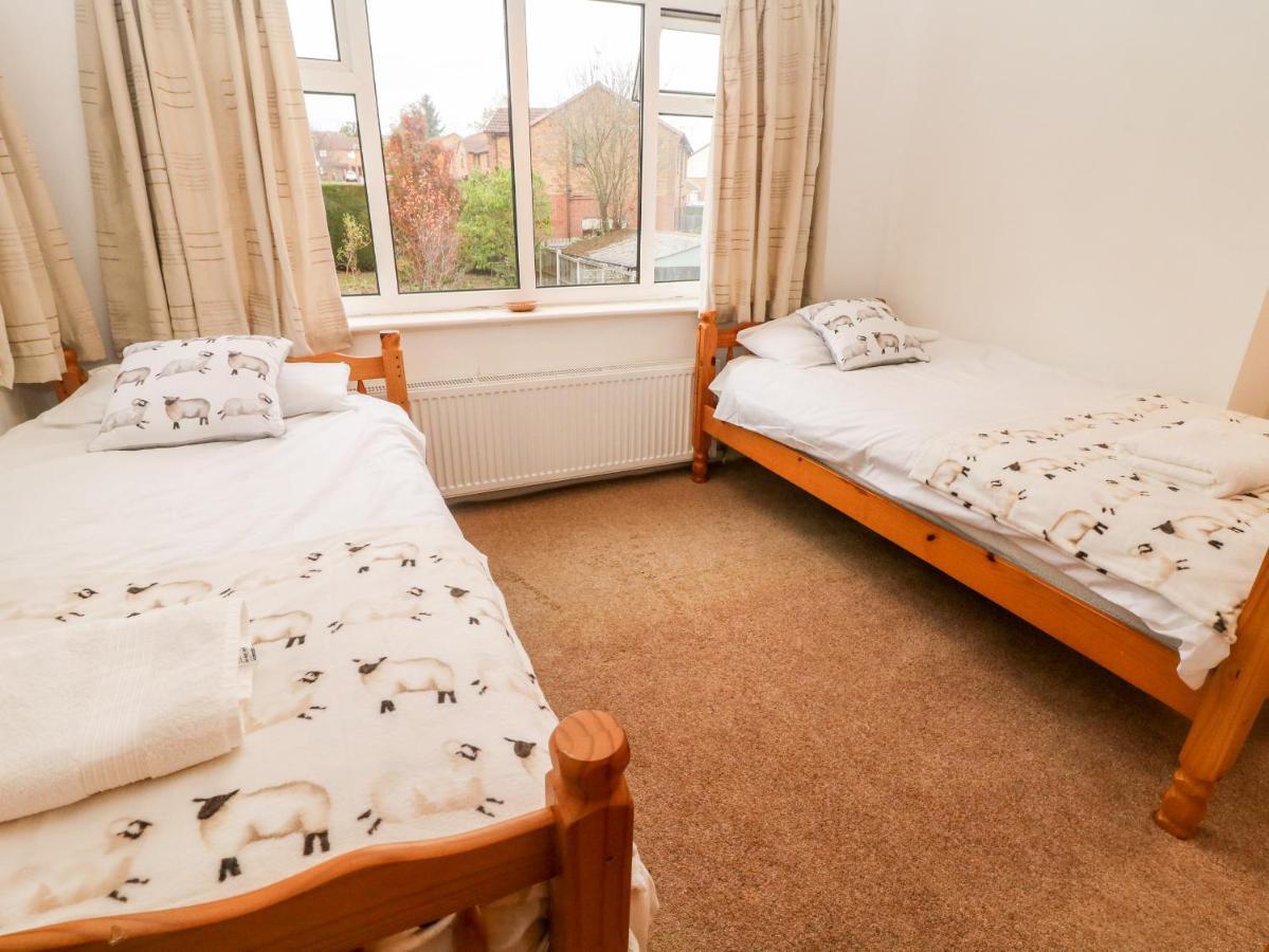 Willa Field House Alfreton Zewnętrze zdjęcie